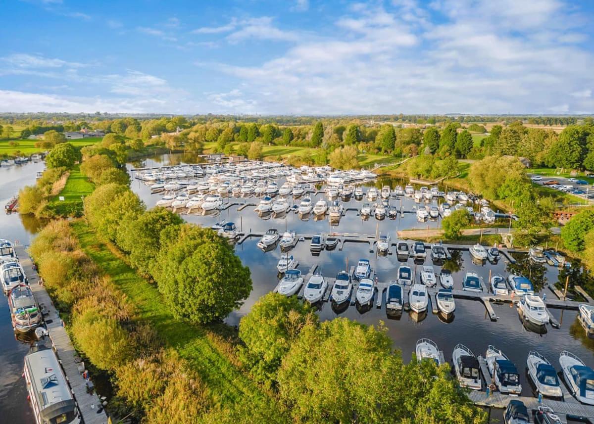 فندق York Marina Naburn المظهر الخارجي الصورة